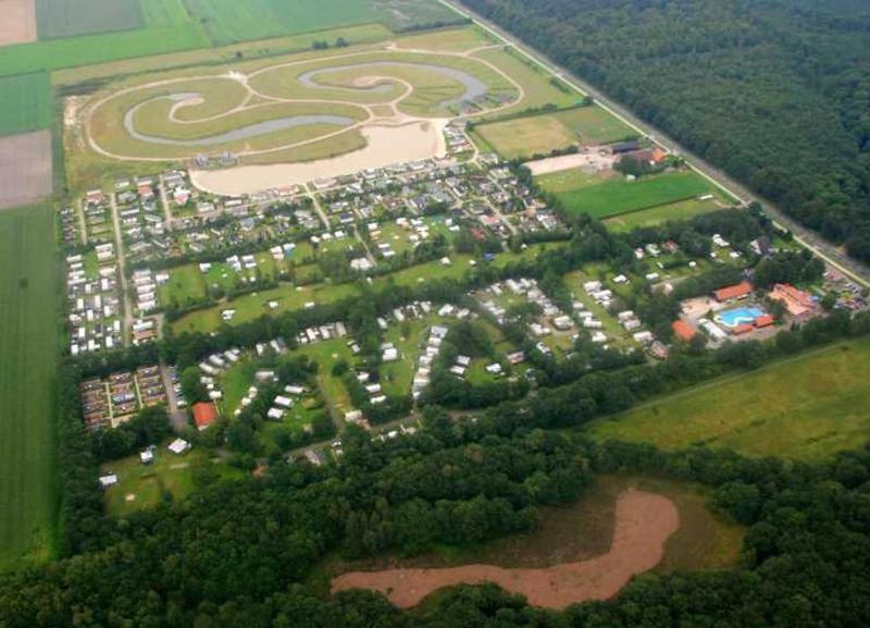 Mulder'S Vakantiehuis, Jaarplaats 108 Op Recreatiepark De Tien Heugten Schoonloo Esterno foto