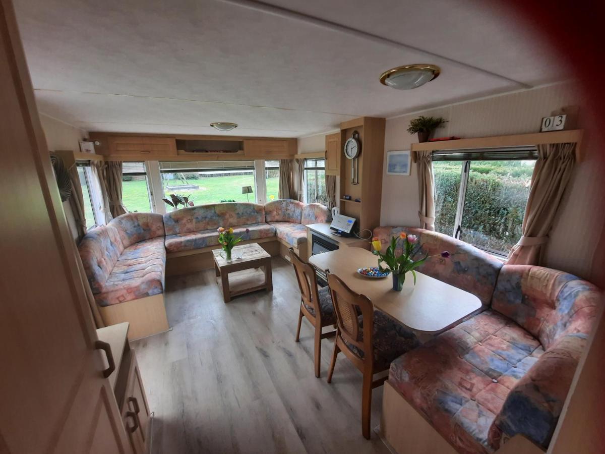 Mulder'S Vakantiehuis, Jaarplaats 108 Op Recreatiepark De Tien Heugten Schoonloo Esterno foto